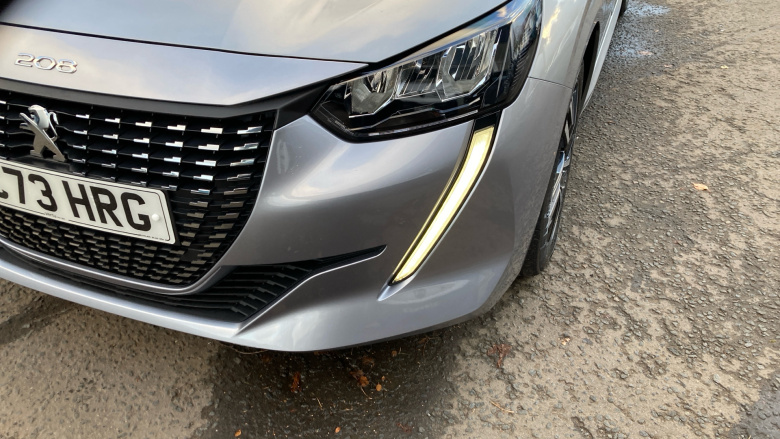 Peugeot 208 1.2 PureTech 100 Allure Premium + 5dr Petrol Hatchback